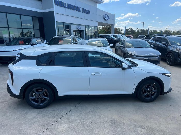 2025 Kia K4 S