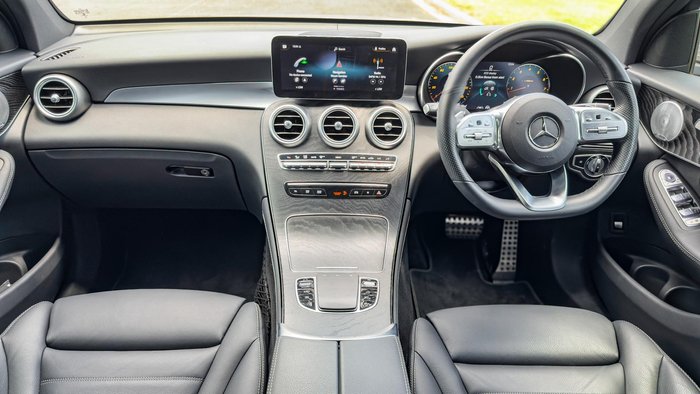 2019 Mercedes-Benz GLC-Class GLC300