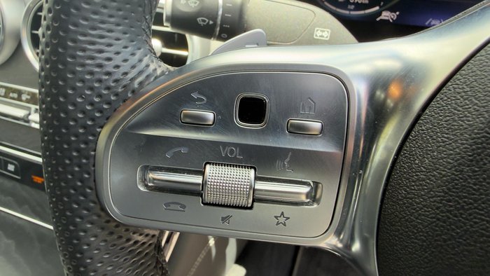 2019 Mercedes-Benz GLC-Class GLC300