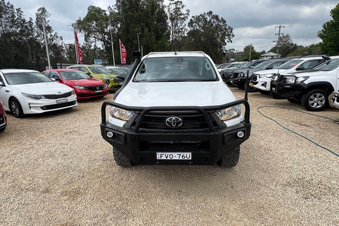 2020 Toyota Hilux SR