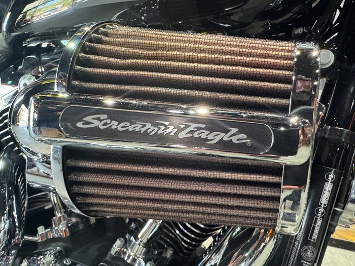 2016 Harley-davidson FXSB SOFTAIL BREAKOUT Black