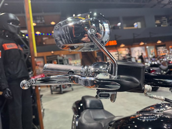 2016 Harley-davidson FXSB SOFTAIL BREAKOUT Black