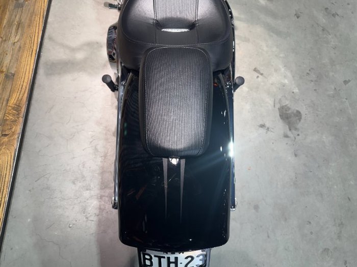 2016 Harley-davidson FXSB SOFTAIL BREAKOUT Black