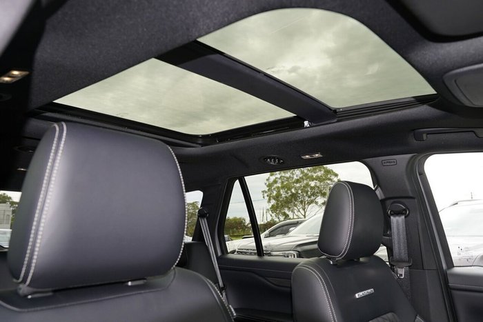 2025 Ford Everest Platinum