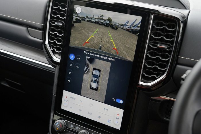 2025 Ford Everest Platinum