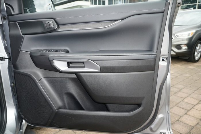 2025 Ford Everest Platinum