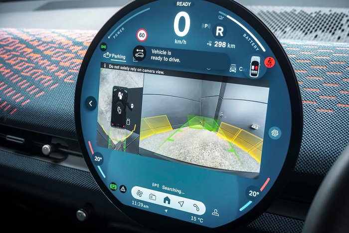 2024 MINI Aceman SE Favoured