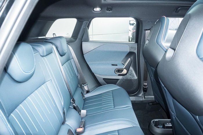 2024 MINI Aceman SE Favoured