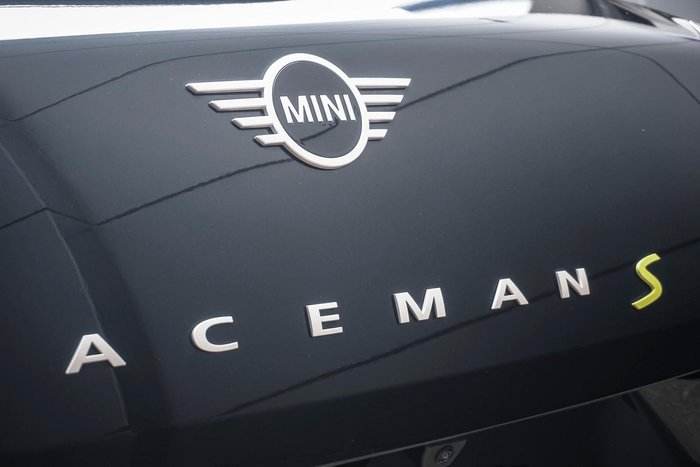 2024 MINI Aceman SE Favoured