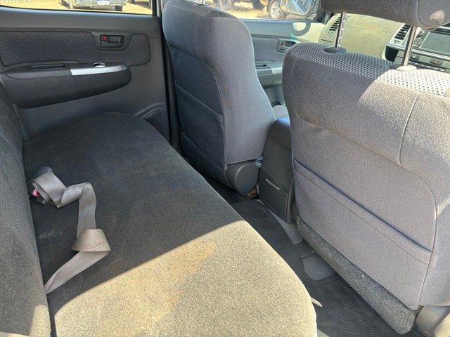 2011 Toyota Hilux HILUX 4x4 3.0L T/D D/C M/T SR5 1R61250 001