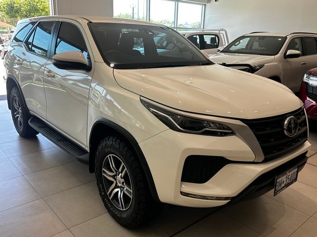 2020 Toyota Fortuner