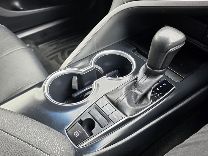 2018 Toyota Camry SX