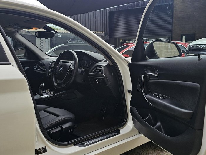 2015 BMW 1 Series 118i Sport Line F20 LCI Alpine White