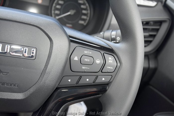 2025 Isuzu D-MAX X-RIDER