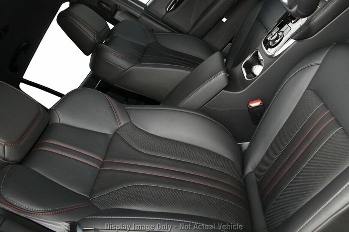 2025 Isuzu MU-X X-TERRAIN