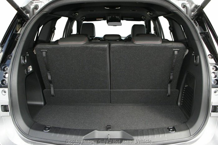 2025 Isuzu MU-X X-TERRAIN