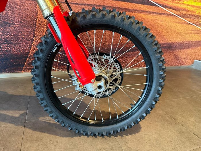 2025 Honda CRF250R CRF Red