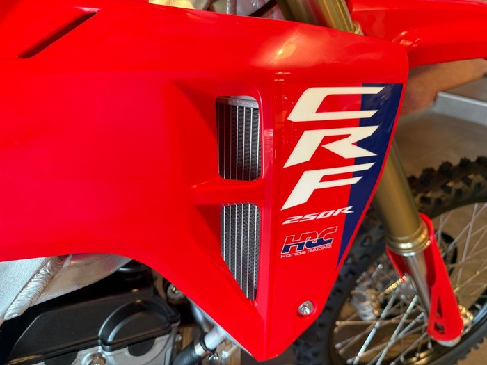 2025 Honda CRF250R CRF Red