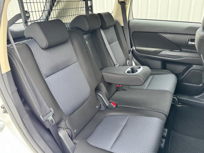 2018 Mitsubishi Outlander ES ADAS