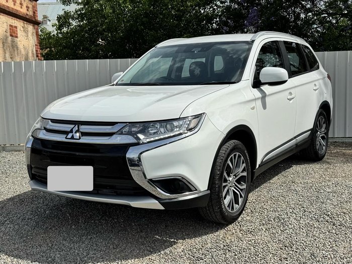 2018 Mitsubishi Outlander ES ADAS