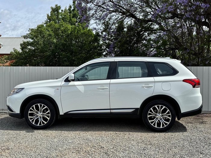 2018 Mitsubishi Outlander ES ADAS