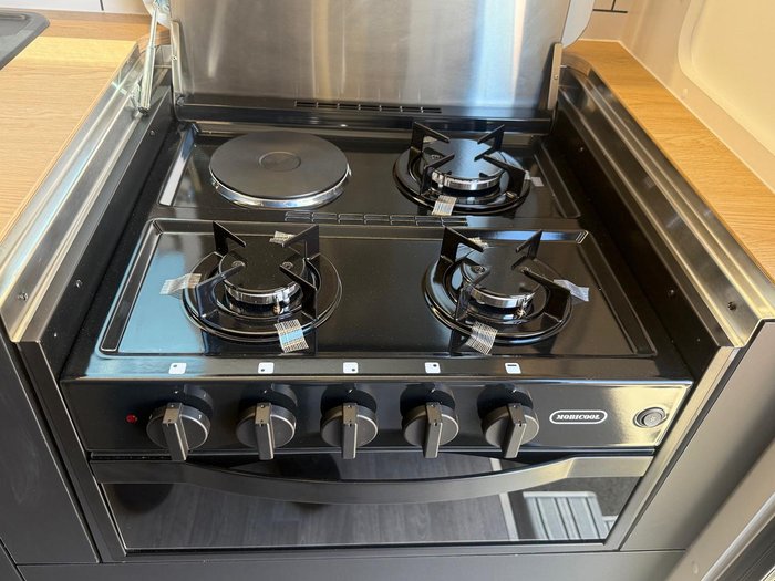 2025 Traveller 13' Destination Track