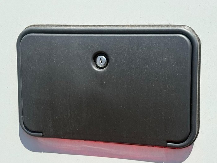 2025 Traveller 13' Destination Track