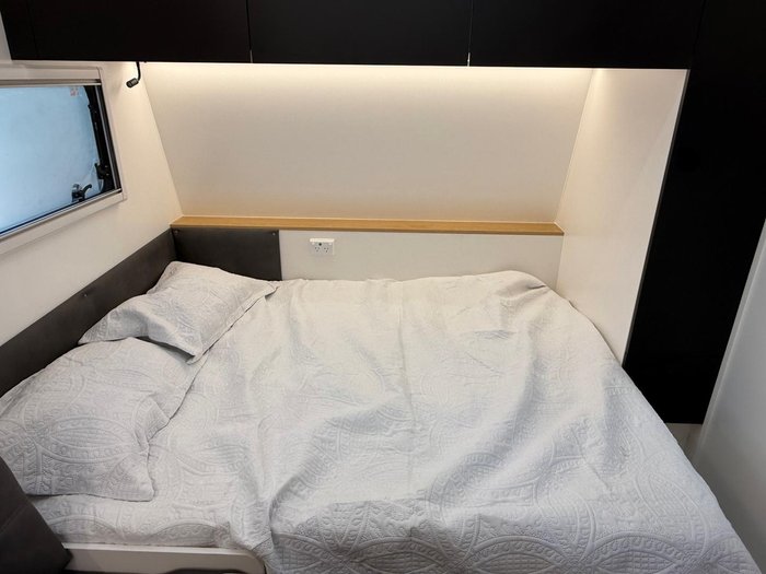 2025 Traveller 13' Destination Track