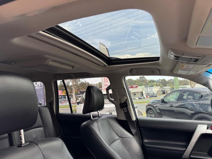 2018 Toyota Landcruiser Prado Kakadu GDJ150R 4X4 Dual Range Silver Pearl