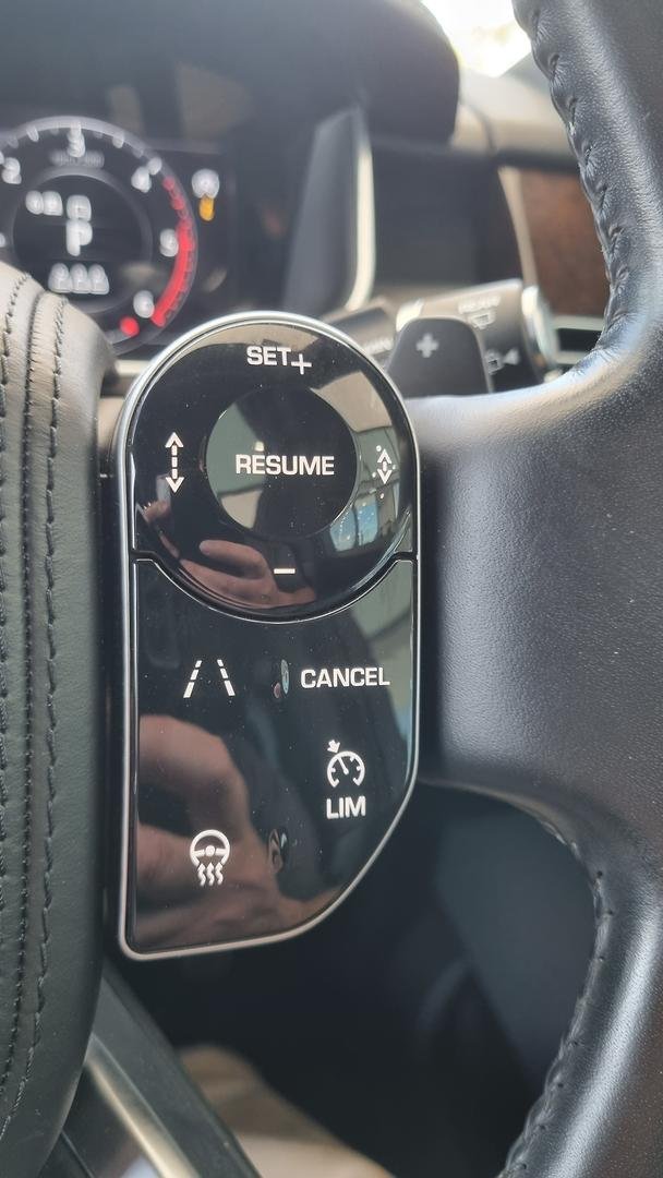 2020 Land Rover Range Rover SDV6 Vogue