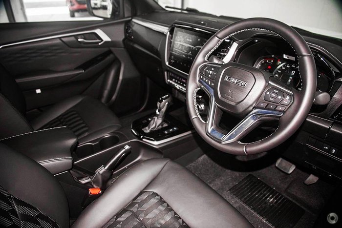 2025 Isuzu D-MAX LS-U+