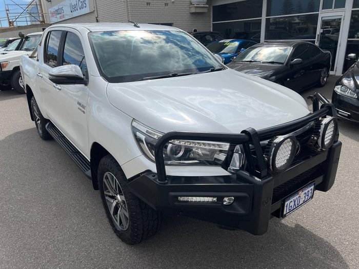 2019 Toyota Hilux SR5