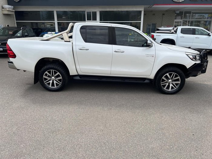 2019 Toyota Hilux SR5