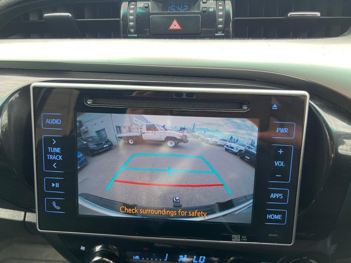 2019 Toyota Hilux SR5