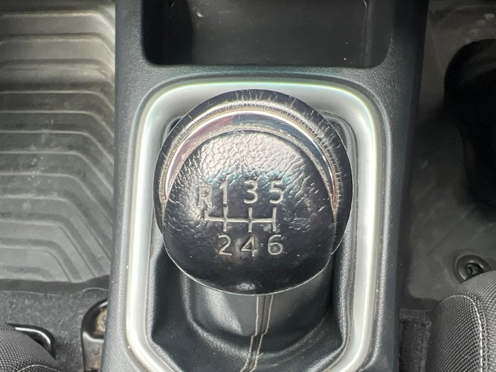 2019 Toyota Hilux SR5