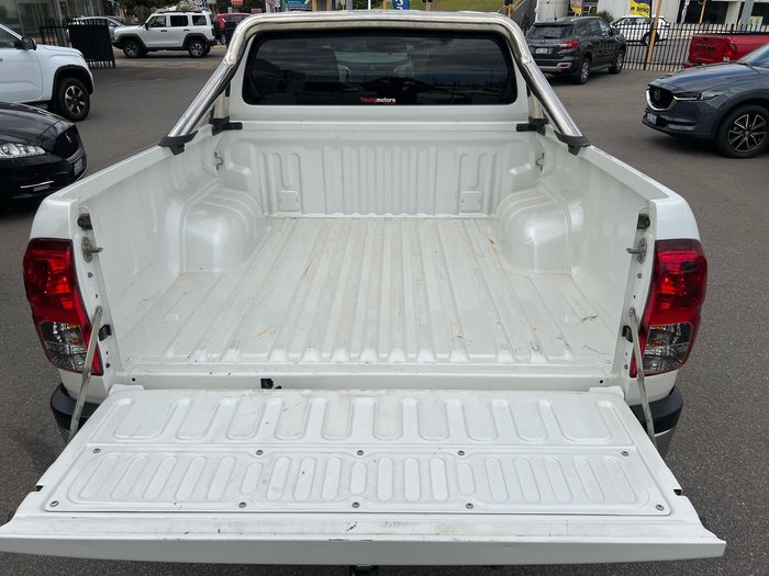 2019 Toyota Hilux SR5