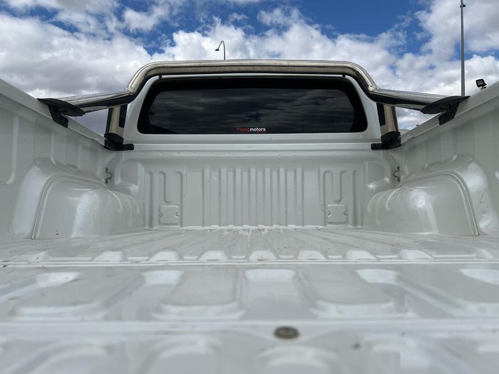 2019 Toyota Hilux SR5