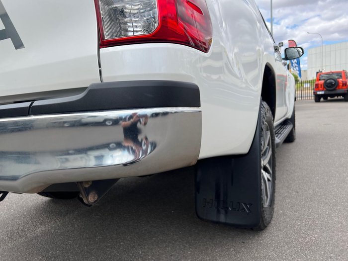 2019 Toyota Hilux SR5