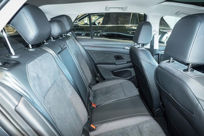 2025 Volkswagen Golf 110TSI Style