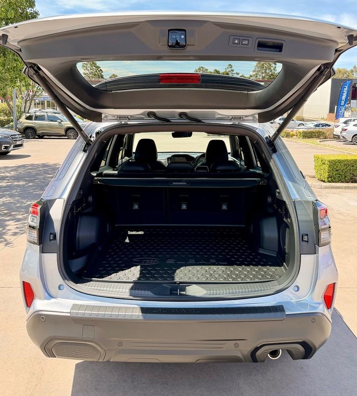 2025 Subaru Forester Hybrid Touring S6 MY26 AWD Ice Silver