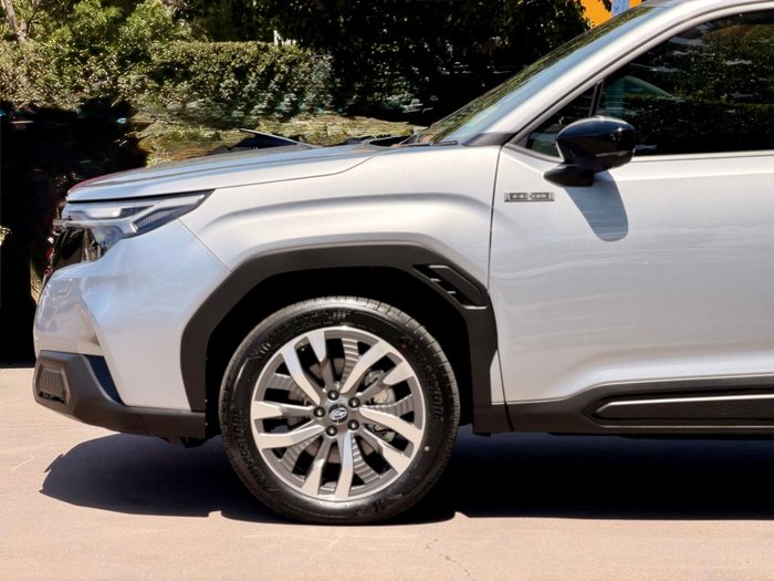 2025 Subaru Forester Hybrid Touring S6 MY26 AWD Ice Silver