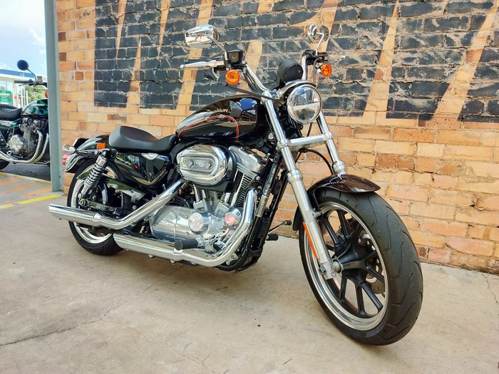 2010 HARLEY-DAVIDSON SUPERLOW 883 (XL883L) ROAD BLACK