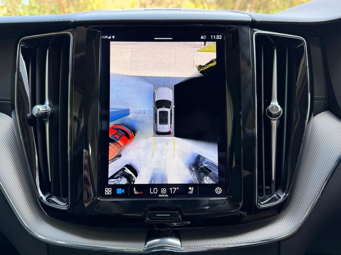 2024 Volvo XC60 Ultimate B5 Bright MY24 AWD Onyx Black