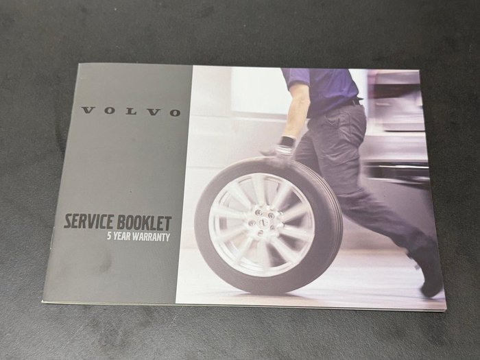 2024 Volvo XC60 Ultimate B5 Bright MY24 AWD Onyx Black