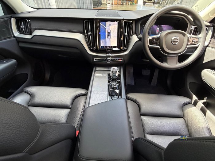 2024 Volvo XC60 Ultimate B5 Bright MY24 AWD Onyx Black