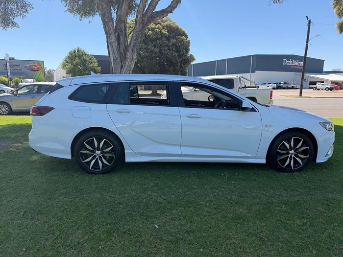 2018 Holden Commodore RS