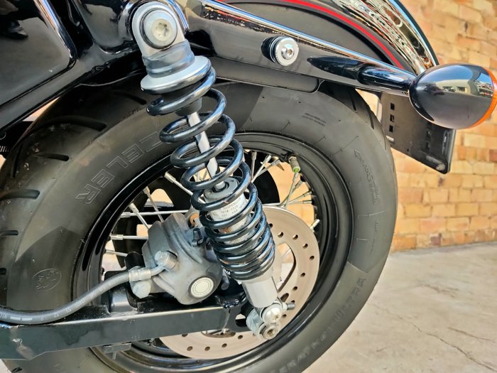 2010 HARLEY-DAVIDSON NIGHTSTER (XL1200N) ROAD RED