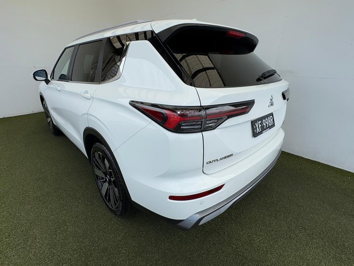 2025 Mitsubishi Outlander Aspire