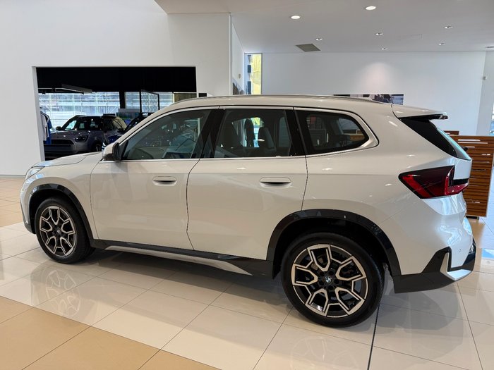 2024 BMW X1 sDrive18i