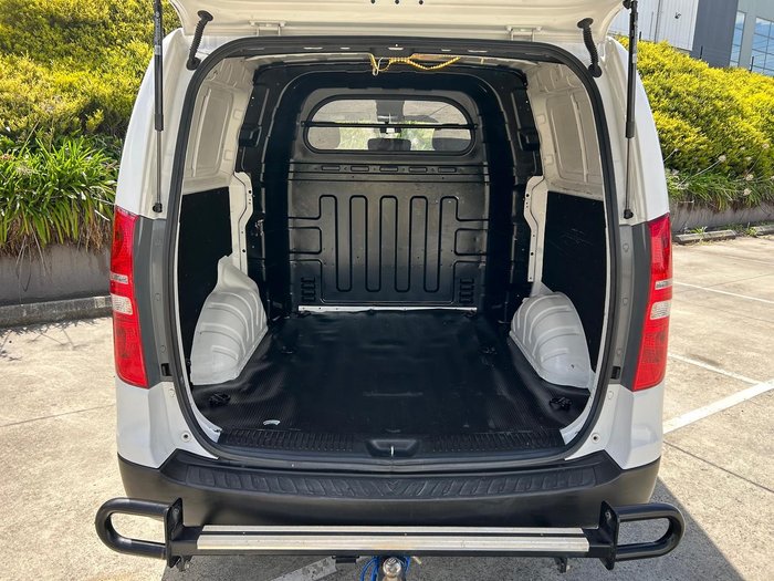 2018 Hyundai iLoad TQ4 MY19 Creamy White